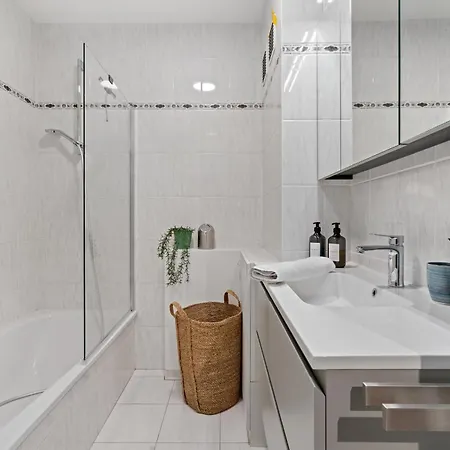 Comfort Aan Stadsrand Gent, Vlakbij Natuurgebied * Гент